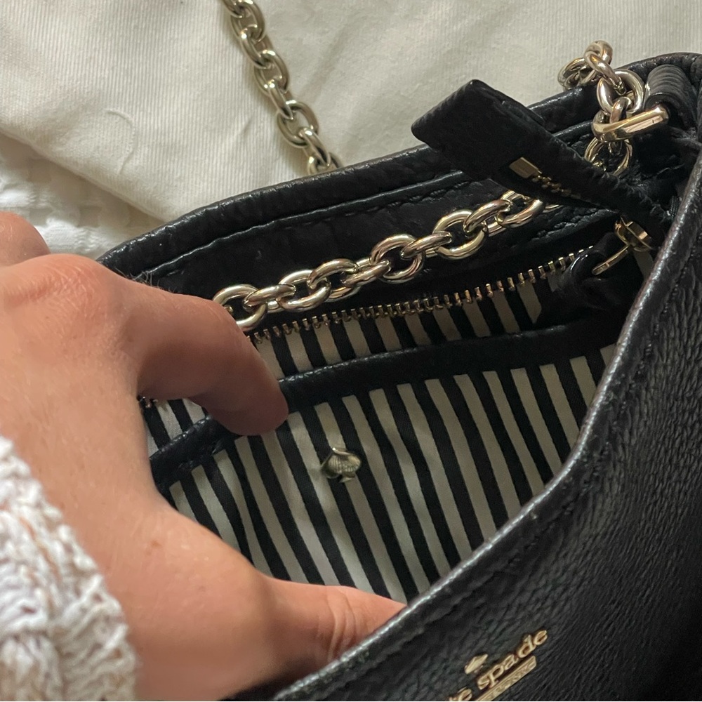 Kate Spade Purse - Picture 5 of 9